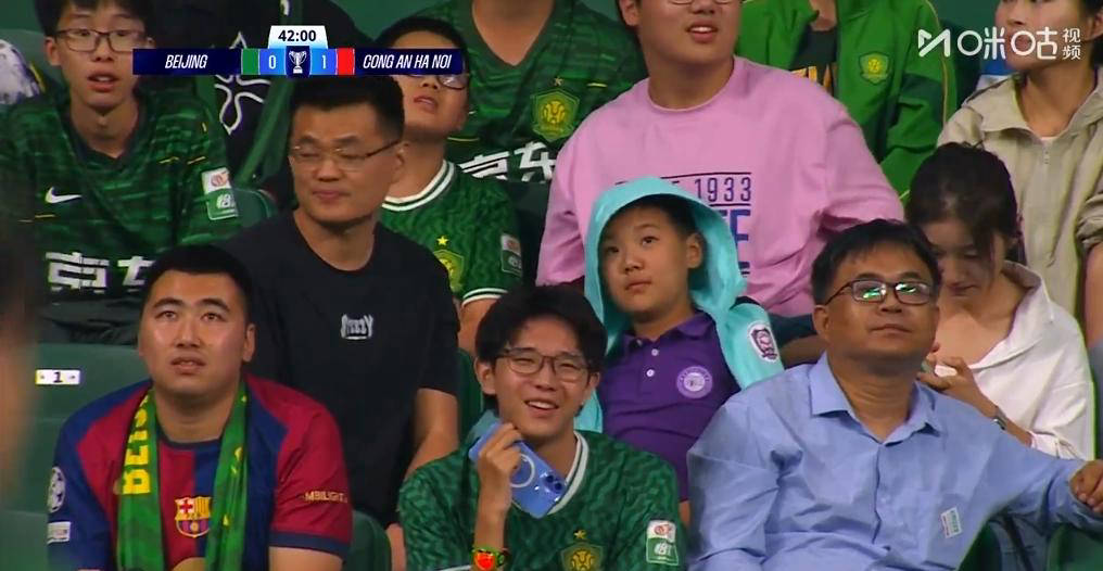 secti, 双方球员开